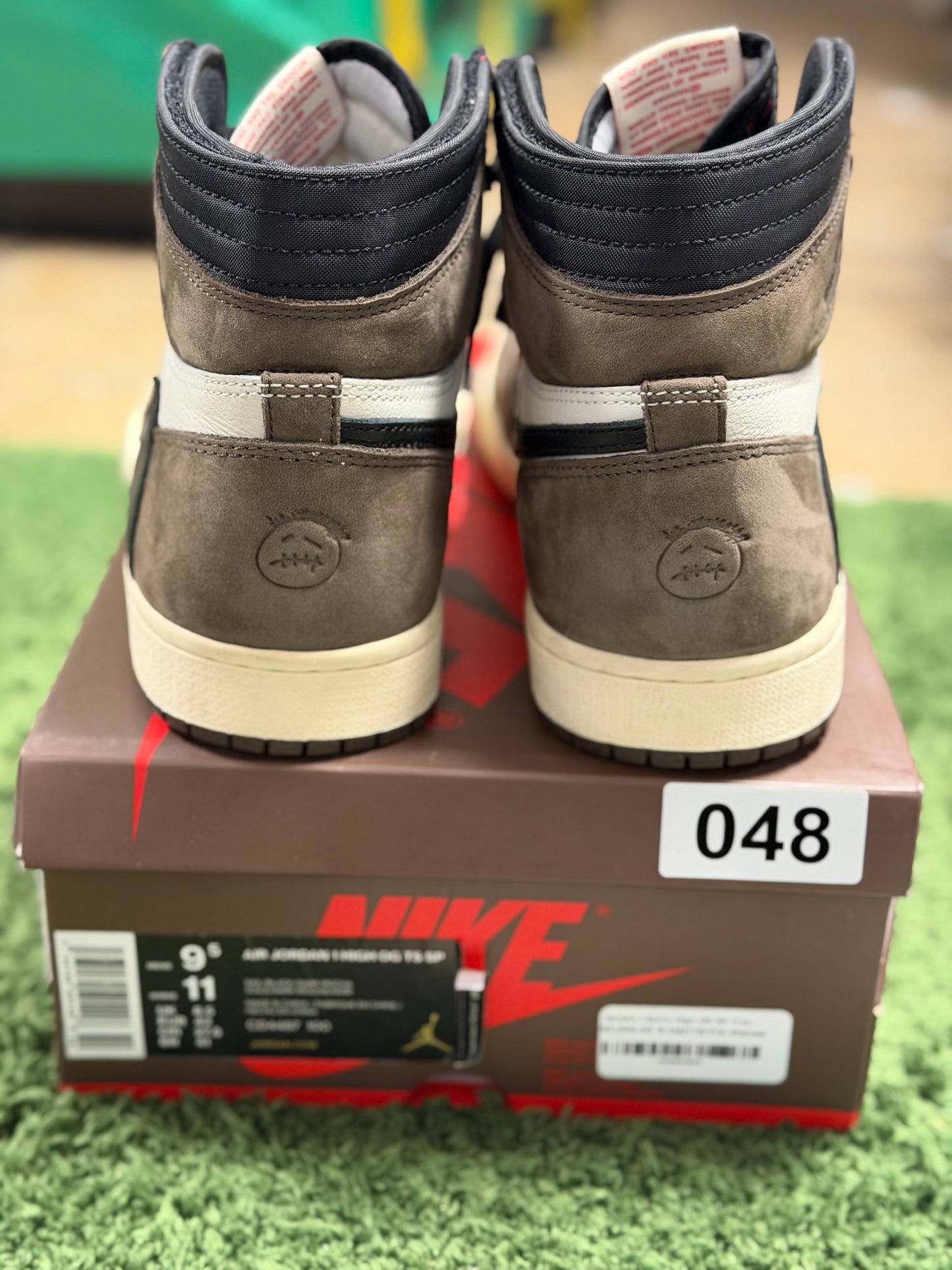 Jordan 1 Retro High OG SP Travis Scott Mocha