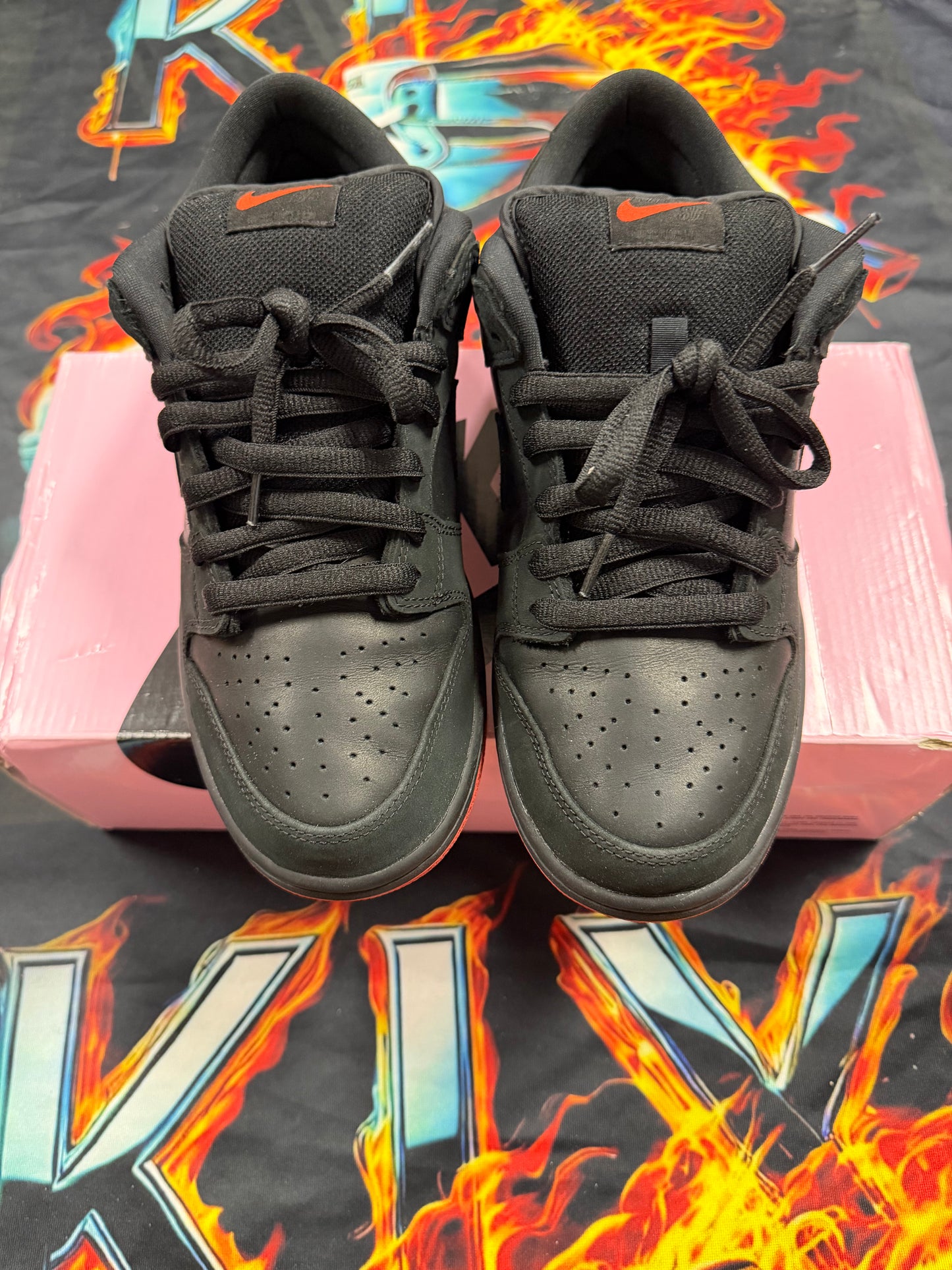 Nike SB Dunk Low Black Pigeon