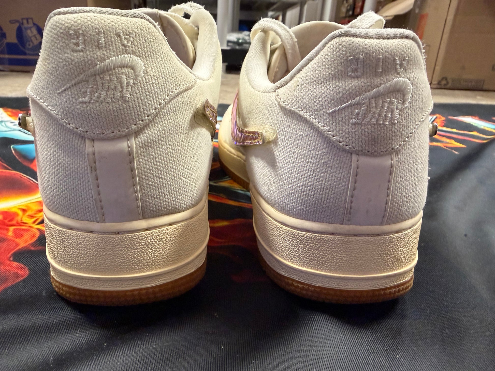 NIKE AIRFORCE 1 LOW TRAVIS SCOTT SAIL