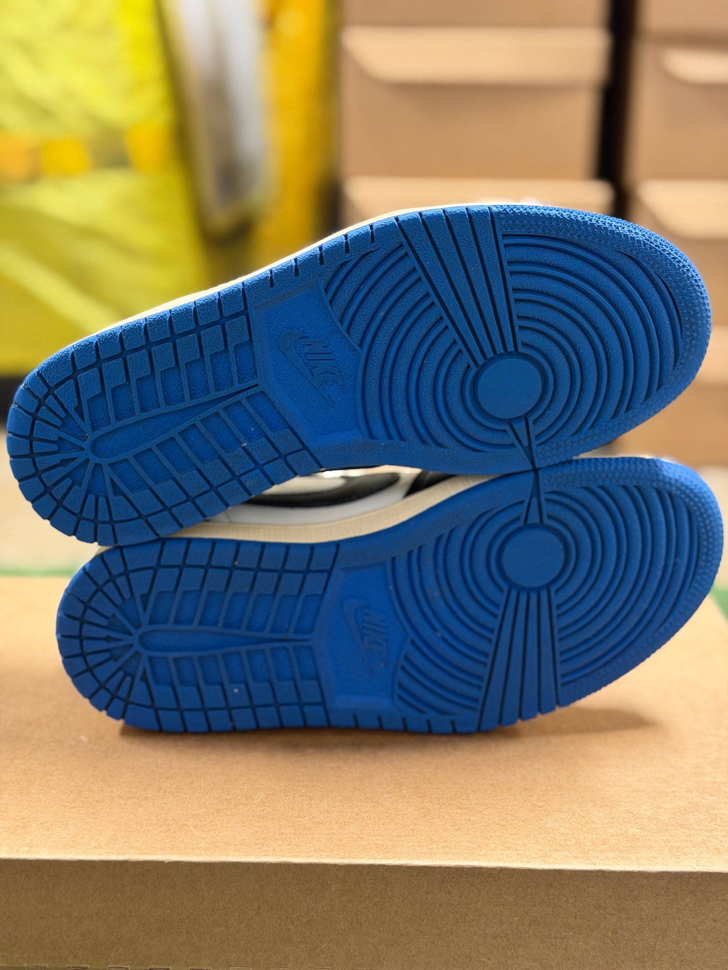 JORDAN 1 LOW TRAVIS SCOTT FRAGMENT