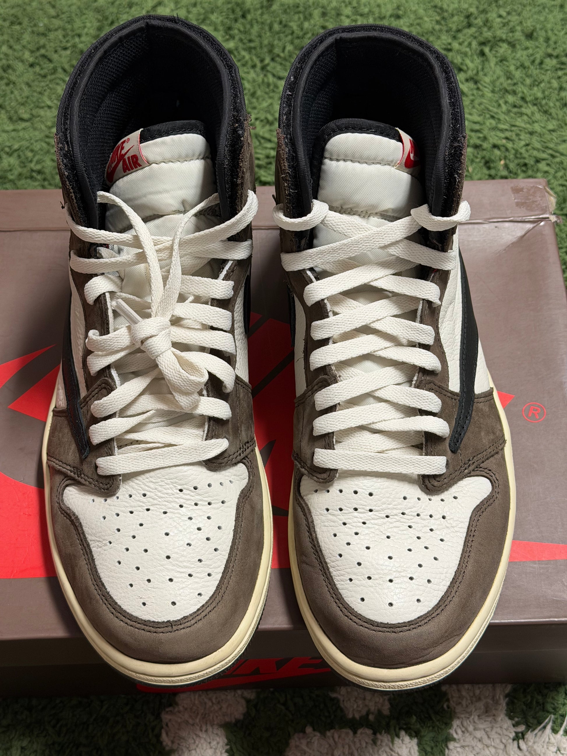 Jordan 1 Retro High OG SP Travis Scott Mocha