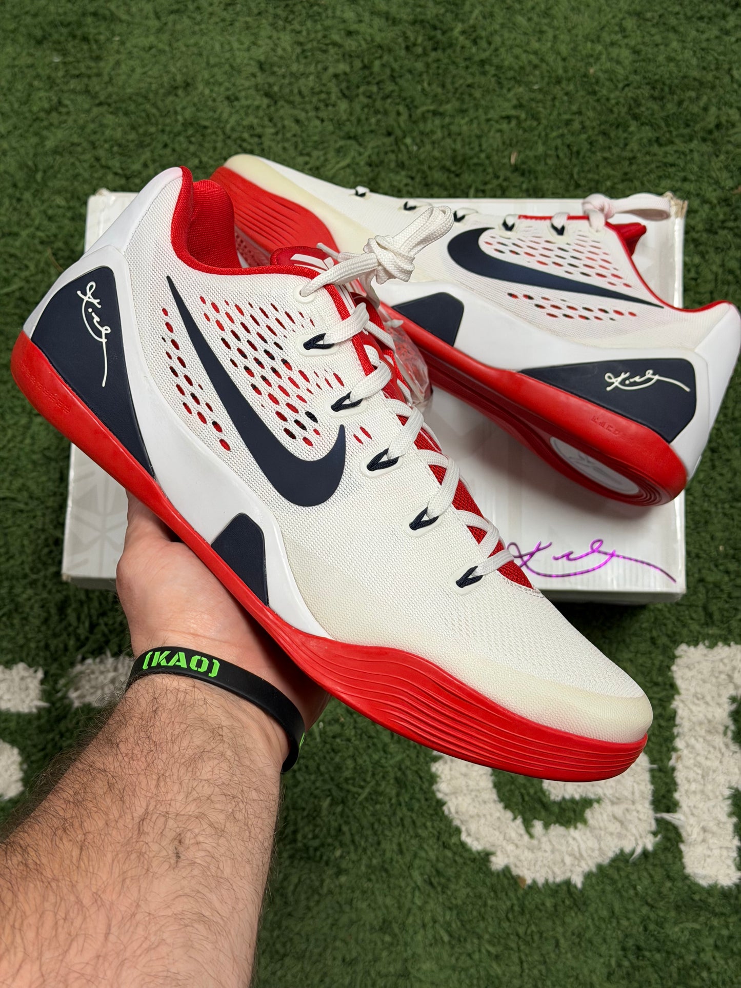 NIKE KOBE 9 USA PE (PROMO SAMPLE) (1 OF 1)