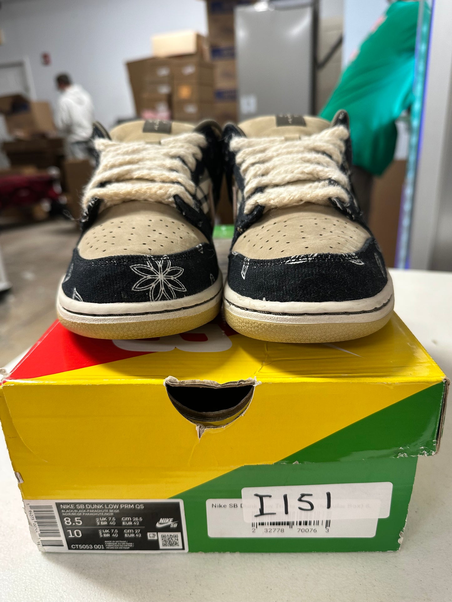 NIKE SB DUNK LOW TRAVIS SCOTT