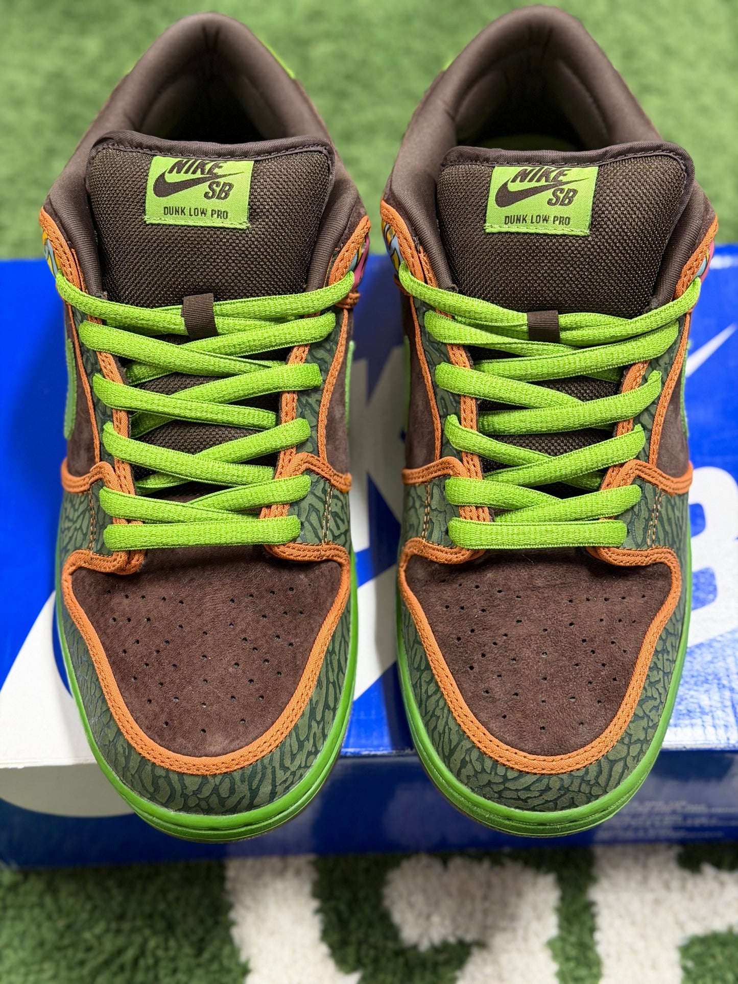 Nike SB Dunk Low De La Soul (2015)