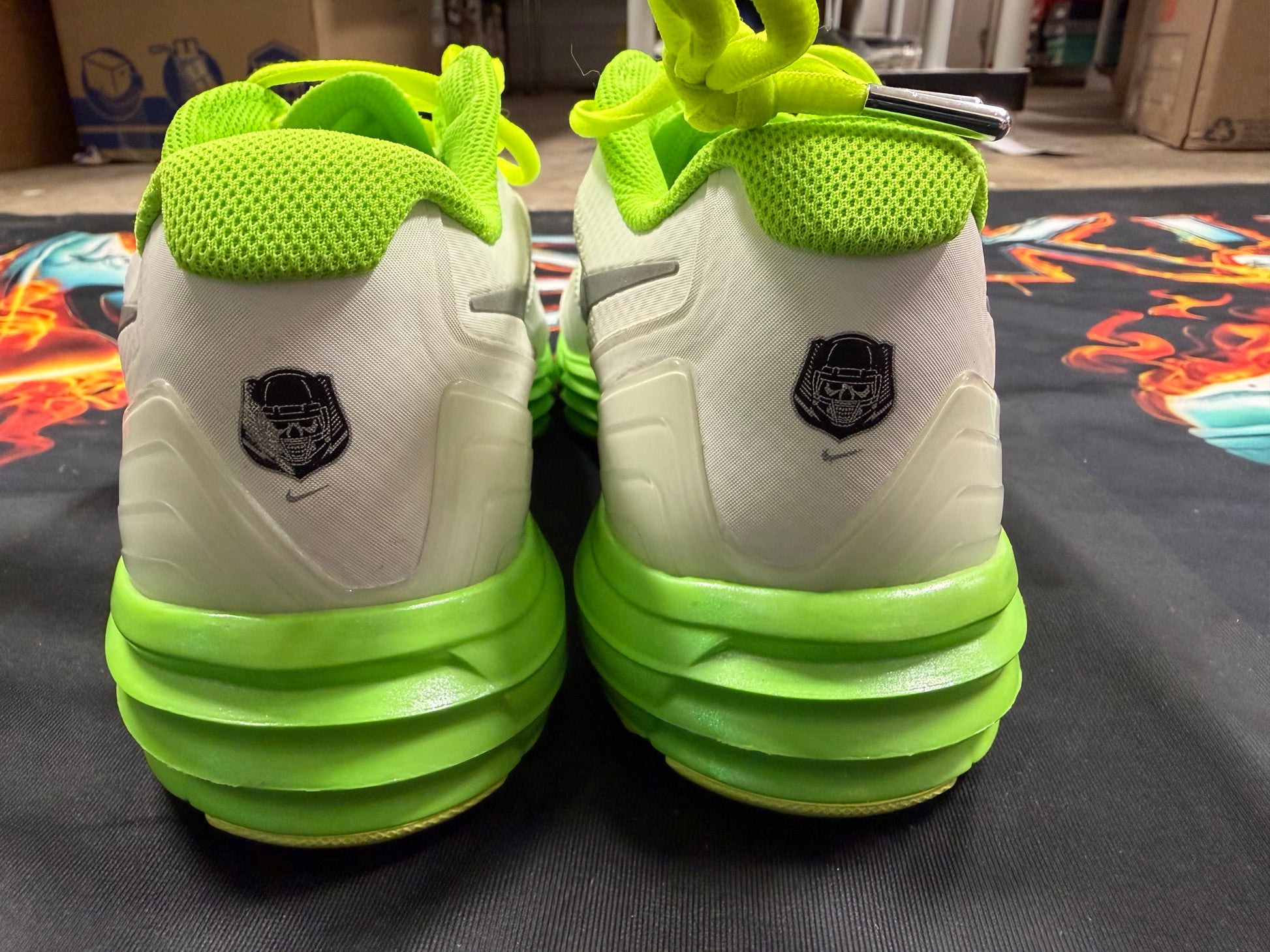 NIKE LUNAR TR1 ELECTRIC GREEN (SAMPLE)
