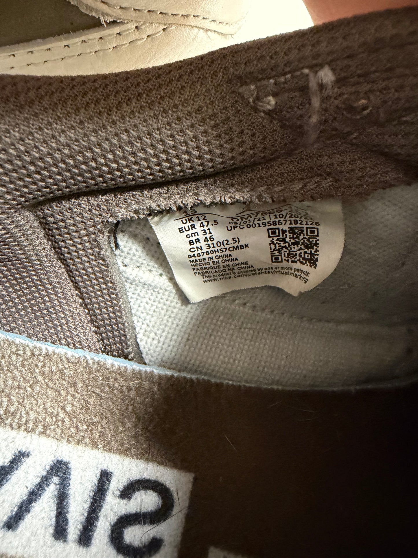 JORDAN 1 LOW TRAVIS SCOTT REVERSE MOCHA