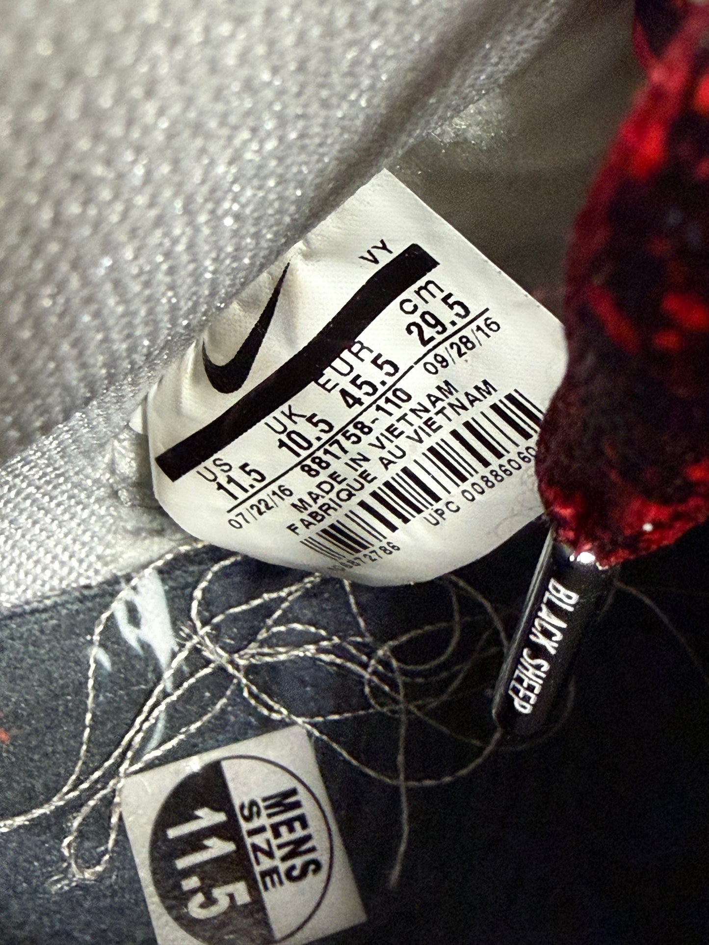 Nike SB Dunk High Wolf In Sheep's Clothing (Deluxe Set W/ Accessories)