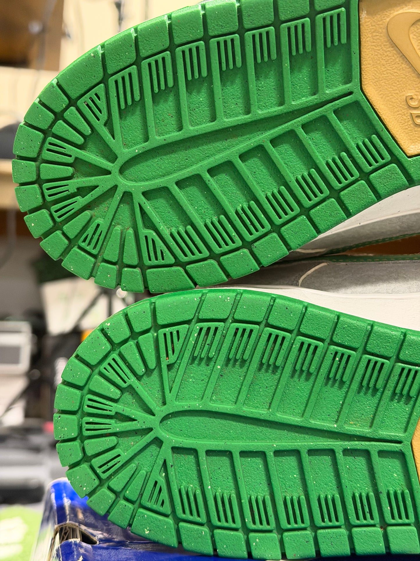 Nike SB Dunk Low Medusa