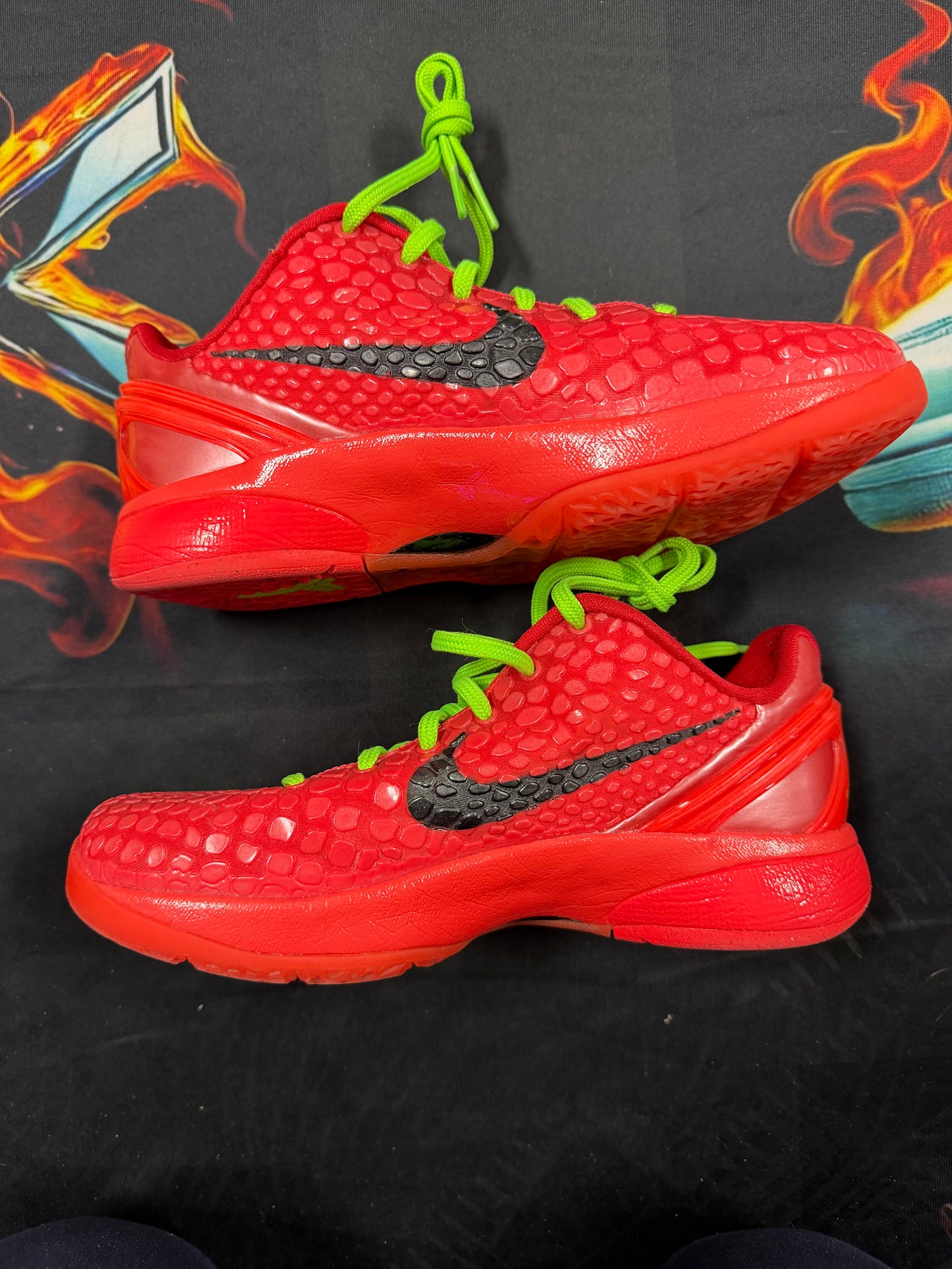 NIKE KOBE 6 PROTRO REVERSE GRINCH (GS)