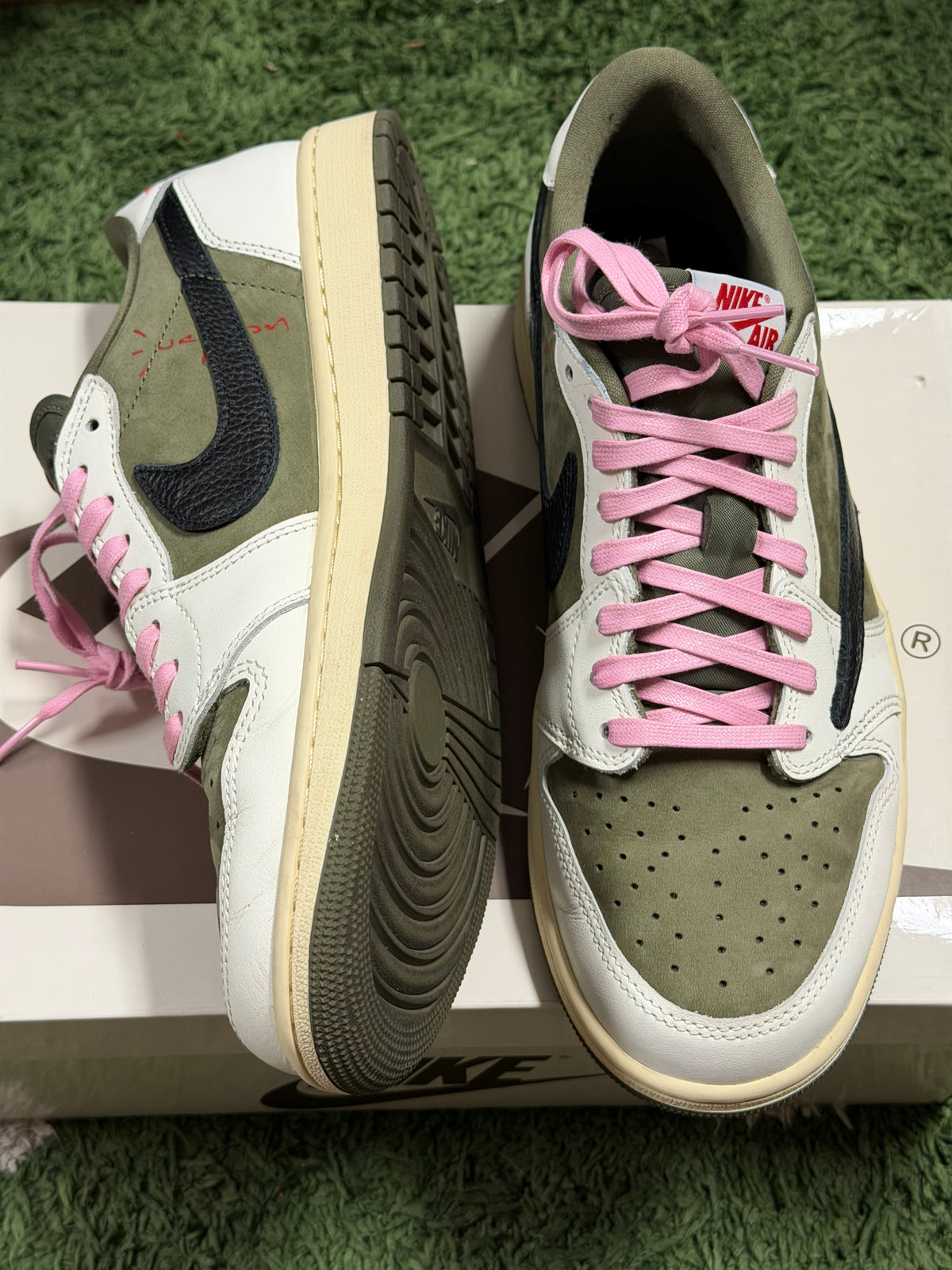 Jordan 1 Retro Low OG SP Travis Scott Medium Olive